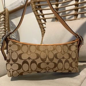 -SOLD- Coach Hampton Baguette